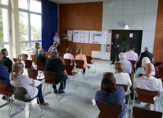 Info-Veranstaltung zur Kita Schulstraße. Foto: Sabine Drasnin