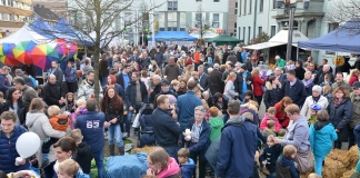 Zum 20. Mal lädt Heiligenhaus zum Martinsmarkt, diesmal gemeinsam mit dem Hoppeditz-Erwachen. Archivfoto: Mathias Kehren