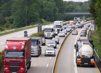 A3 Vollsperrung zwischen dem Autobahnkreuz Hilden und dem Autobahndreieck Ratingen-Ost in Fahrtrichtung Oberhausen Foto: Symbolfoto (pixabay)