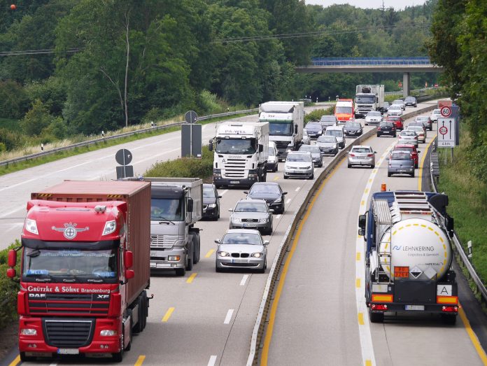 A3 Vollsperrung zwischen dem Autobahnkreuz Hilden und dem Autobahndreieck Ratingen-Ost in Fahrtrichtung Oberhausen Foto: Symbolfoto (pixabay)