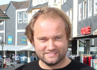Er kann das Spielsystem bereits mit dem aktuellen Kader variabel ausrichten: FCW-Trainer Sebastian Saufhaus.