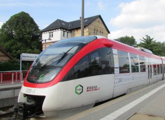 Vom 17. bis zum 19. Mai fährt die Regiobahn nicht zwischen Mettmann und Düsseldorf. Busse werden eingesetzt. Foto: Hans-Joachim Kling