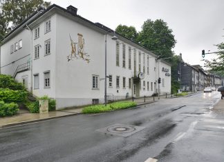 In der Stadthalle Neviges sollen Wohnungen entstehen. Foto: Mathias Kehren