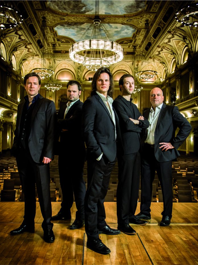 "Bounce" 2016 in der Wuppertaler Stadthalle. Jetzt spielt die Gruppe in der Essener Gruga. Copyright: Bounce.