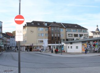 Der Ausschuss für Planung, Verkehr und Umwelt hat beschlossen die Netztrennung und damit des Durchfahrtverbots auf der Schwarzbachstraße aufzuheben. Foto: Hans-Joachim Kling