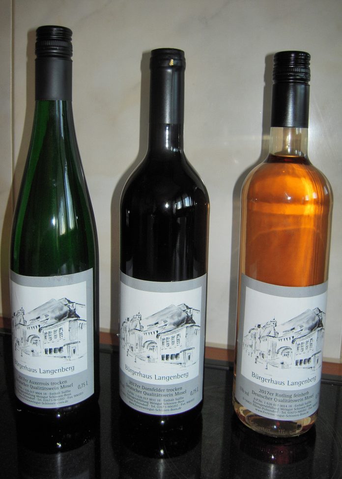 Drei Sorten Bürgerhauswein gehen in den Verkauf. Foto Wohlmann