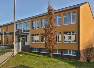 Die Gesamtschule Velbert-Neviges. Archivfoto: Mathias Kehren