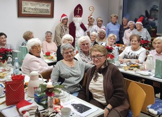 Die Frauengruppe der Schlesier hat in den Advent gefeiert. Foto: privat