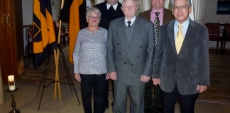 (v.l.) Liesel Rohloff, Präses Pfr. Herbert Ullmann, Siegfried Dosin, Vors. Wilfried Meiswinkel, Helmut Hordt "wechselten ihre Perspektiven" auf dem Kolpinggedenktag. Foto: Privat