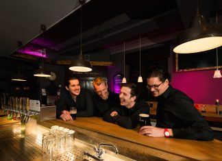 Irische Musik zum Tanzen steht auf dem Programm, wenn die Band "Drowsy Maggie" im Freizeithaus in Ratingen West auftritt. Foto: Privat