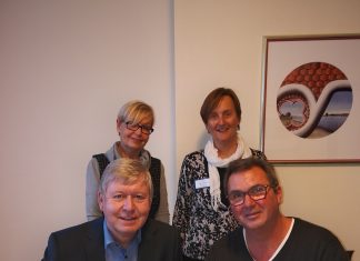 Ist beschlossene Sache: Der Kooperationsvertrag des Hauses Königshof in Mettmann mit dem Franziskus-Hospiz in Hochdahl. Foto: Privat