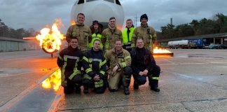 Die Feuerwehr trainierte in Weeze unter realen Bedingungen. Foto: Feuerwehr Wülfrath