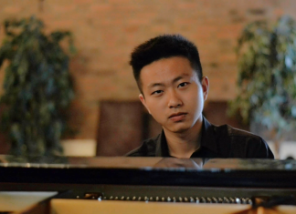 Jun Zhao begleitet die Mezzosopranistin Isabelle Kusari am Klavier. Foto: Privat