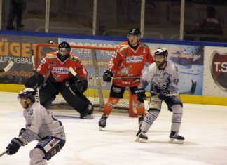 Eine Frage von Sekunden: Die Ice Aliens haben ihr Heimspiel knapp verloren. Foto: Ice Aliens