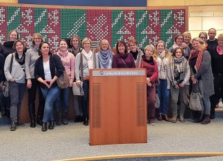 Das Kollegium der Wülfrather Parkschule war zu Gast im Düsseldorfer Landtag. Foto: Landtag
