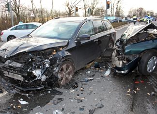 Bei einem Verkehrsunfall am Mittwochnachmittag, ist eine 77-jährige Düsseldorferin leichter verletzt worden. Foto: Polizei