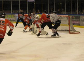 Umkämpfte Partie: Trotz Heimvorteil haben die Ice Aliens das Spiel gegen die Rockets mit 5:6 verloren. Foto: Ice Aliens