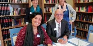 Zusammenarbeit besiegelt: Das Franziskus-Hospiz kooperiert mit dem Mettmanner Senioren-Park "Carpe Diem". Foto: Senioren-Park