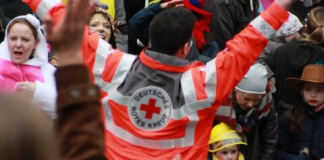 Das Deutsche Rote Kreuz weiß um das besondere Engagement der Freiwilligen zur Karnevalszeit. Foto: DRK