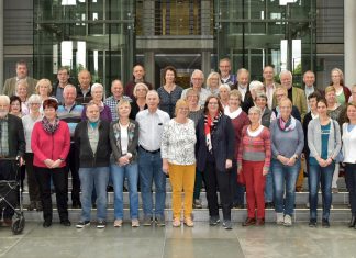 45 ehrenamtlich Engagierten aus Ratingen und Niederberg waren zu Gast im Bundestag, Foto: Büro Griese