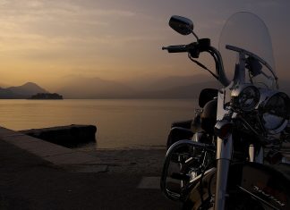 Gemeinsam statt einsam: Mit dem Motorrad durch die Eifel. Foto: Symbolbild (pixabay)