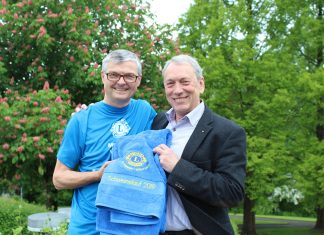 Die Lions laden ein zum 14. Schweinelauf: Dr. Axel Güldenstern und Präsident Dieter Dersch.