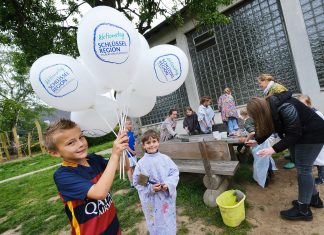 Beim Aktionstag der Schlüsselregion e.V, wurden über 60 Projekte umgesetzt, wie hier in der Adolf-Clarenbach-Schule in Heiligenhaus. Foto: Schlüsselregion