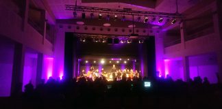 Die Big Band des Dietrich-Bonhoeffer-Gymnasium spielt auf dem Ratinger Abend. Foto: Privat