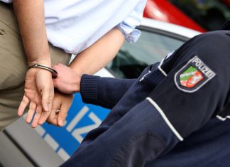 Im Stadtgebiet ist es zu einer Festnahme durch die Polizei gekommen. Symbolbild: Polizei