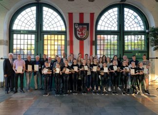 Der Kreis Mettmann zollte Anerkennung für erfolgreiche Team- und Einzelsportler. Foto: Kreis ME