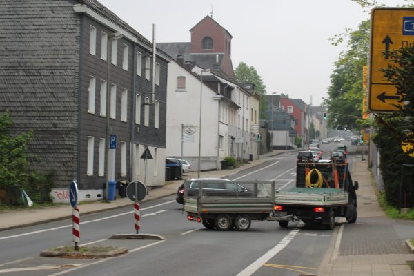 Wendemanöver gleichzeitig auf der Mettmanner Straße