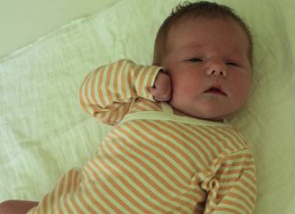 Linnea ist das 500. Baby des Jahres im Helios Klinikum Niederberg. Foto: Helios Klinikum