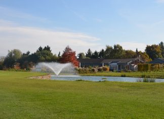Auf dem Grün des Mettmanner Golf-Clubs in Obschwarzbach fand das Benefiz-Turnier der Lions statt. Foto: GC Mettmann (Archiv)