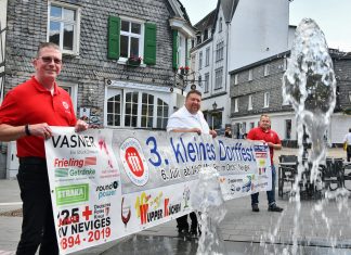 Ein Woche vor Beginn der Sommerferien steigt in Neviges das dritte kleine Dorffest. Ralph Groß, Matthias Gohr und Michael Selenin vom Vereinsvorstand "Nevigeser machen das" haben das Programm vorgestellt. Foto: Mathias Kehren