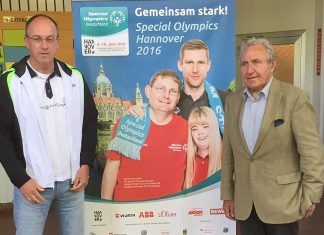 Lars Glindemann und Heinz Schemken unterstützen das Unified-Team aus dem Kreis Mettmann. Foto: privat