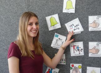 Mehrere Einrichtungen im Kreis Mettmann bieten noch freie Plätze für das Freiwillige soziale Jahr: Katrin Köhler engagiert sich in der Helen-Keller-Schule in Ratingen. Foto: Kreis ME