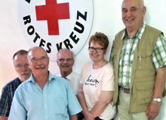 Ulrich Wolf, Manfred Danscheidt, Vorsitzender Norbert Danscheidt, Susanne Jacoby und Heinz Ellsel. Foto: DRK Mettmann