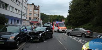 Die Unfallstelle auf der Lohbachstraße. Foto: Polizei