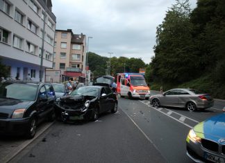 Die Unfallstelle auf der Lohbachstraße. Foto: Polizei