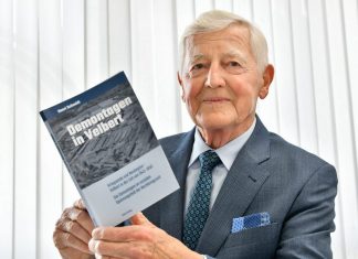 Zwei Jahre lang hat Henri Schmidt für sein neues Buch "Demontagen in Velbert" recherchiert. Foto: Mathias Kehren