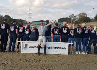 Glückwunsch an Tobias Möller vom Velberter Reit- und Fahrverein: er konnte im 3-M- Springen mit seiner Leistung überzeugen. Foto: privat