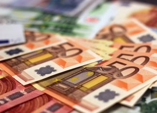 Für kreisangehörige Kommunen können sich Gutschriften oder Zahlungen ergeben. Foto: Symbolbild (pixabay)