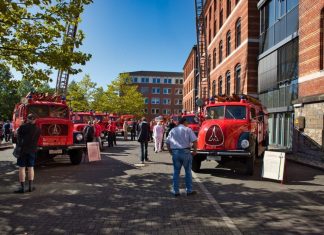 Zahlreiche Feuerwehr-Oldtimer konnten Besucher am Tag der offenen Tür besichtigen. Foto: Feuerwehr Mettmann