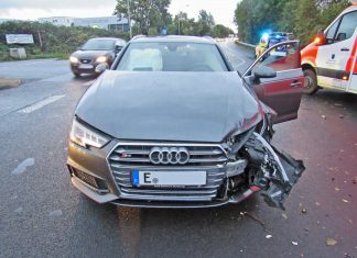 Der Fahrer des Audi A4 wurde bei dem Unfall schwer verletzt. Foto: Polizei