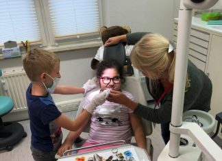 Die Mettmanner Schülerinnen und Schüler lernten Wissenswertes über ihre Zahnhygiene. Foto: Kreis ME