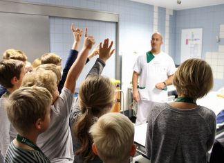 In den Herbstferien bietet das Helios-Klinikum eine Kinder-Uni an. Foto: Helios