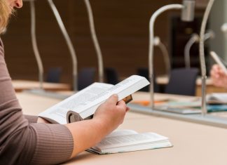 Interessenten können sich noch für Studiengänge bewerben. Foto: Symbolbild (pixabay)