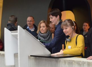 Im Rahmen eines Workshops konnte das App-Spiel ausprobiert werden. Foto: Neanderthal-Museum