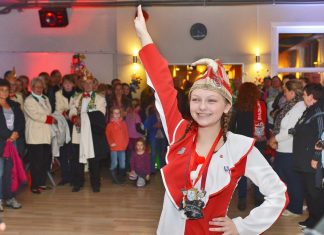 Hoppeditzin Kathi Hochmuth wird in Velbert wieder die Session eröffnen. Archivfoto: Mathias Kehren