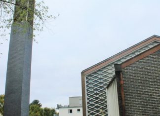 In der Velberter Apostelkirche findet das Konzert statt. Foto: Hans-Joachim Kling